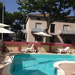 Ξενοδοχείο Aron 3*