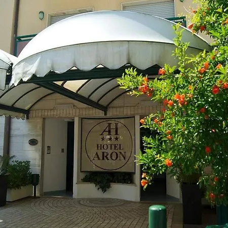 Szálloda Aron Rimini
