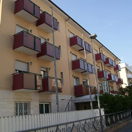 Aron Hotel