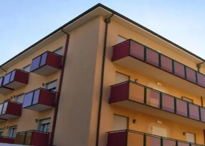 Aron Hotel