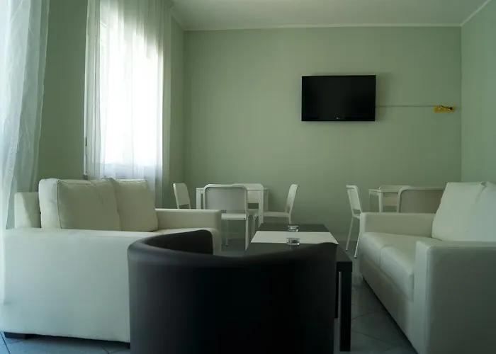 Hotel Aron