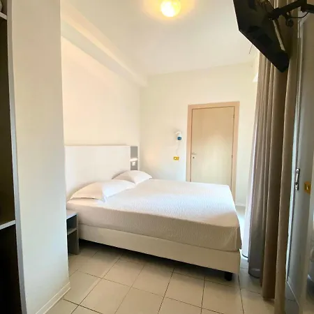 Aron Hotel Rímini