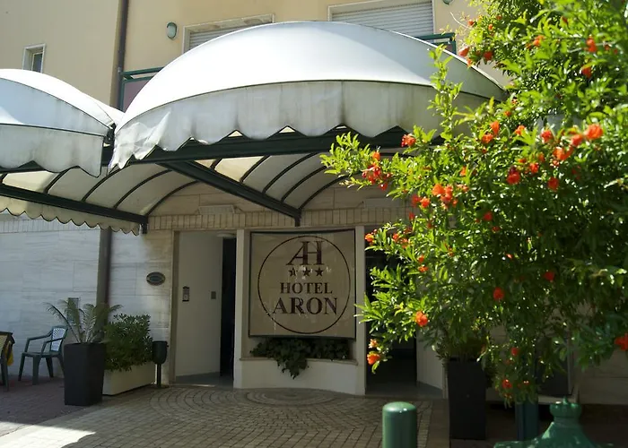 Hotel Aron
